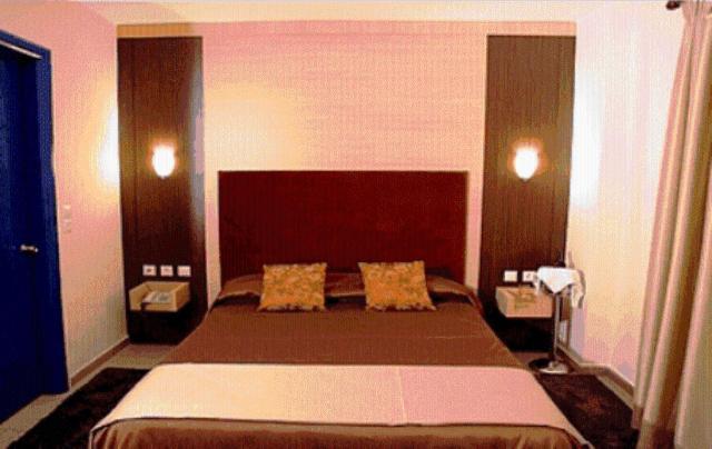 Alexander Hotel 塞雷 客房 照片